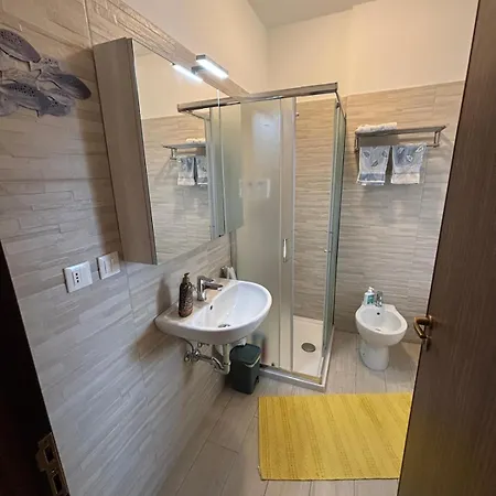 Interno 26 * 里乔内